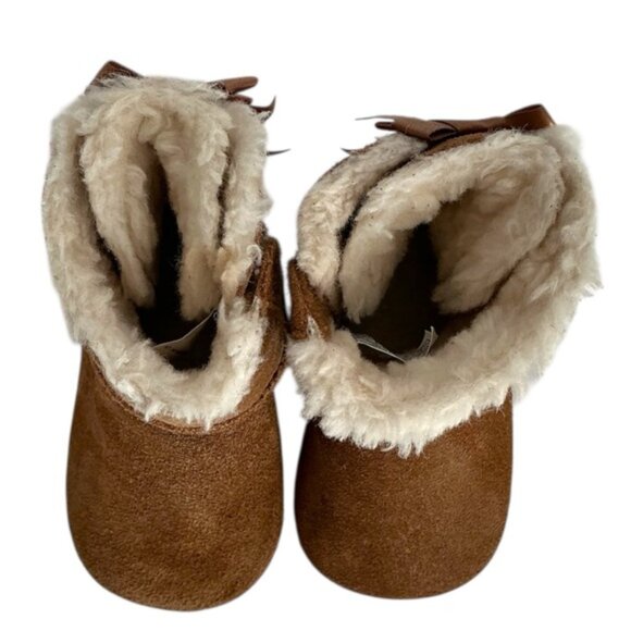 UGG Baby Boots Classic Bailey Bow Boots Chestnut Tan Brown Slip On Size 2 - Picture 13 of 16